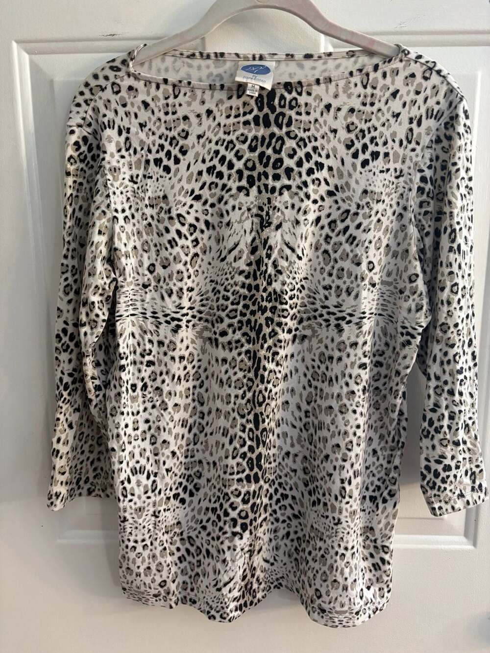 DG2 by Diane Gilman Leopard Print Long Sleeve Boat Neck Top Size M